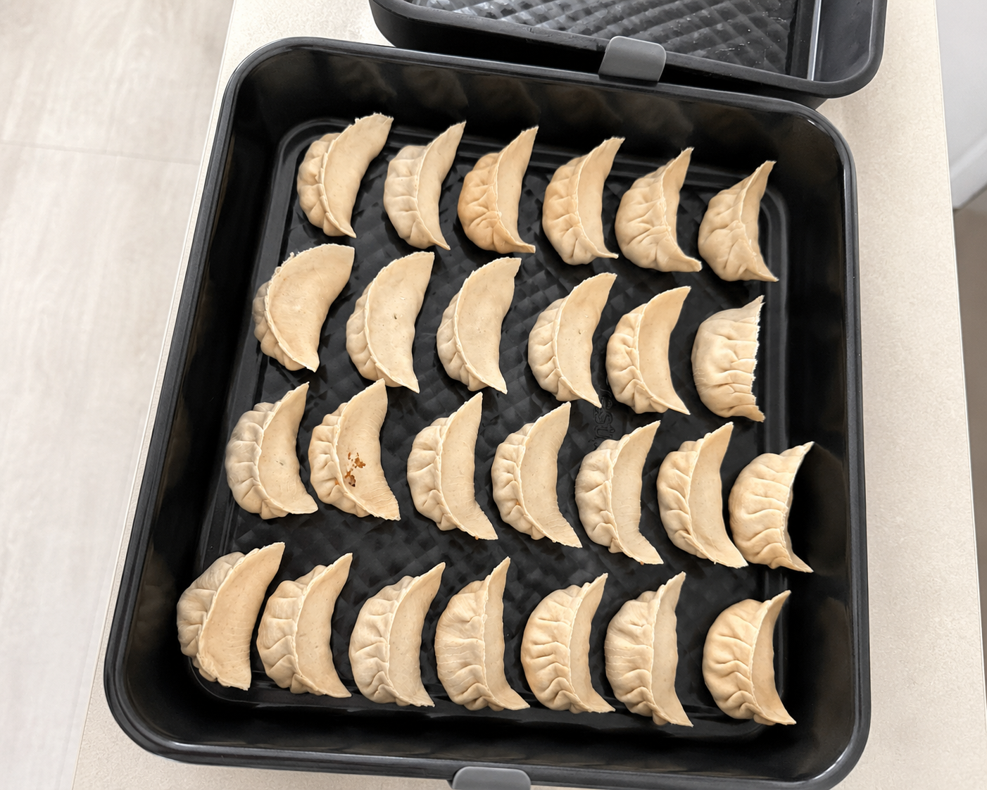 Read more about the article The Ultimate Guide to Frozen Momo: How to Cook, Store and Enjoy Authentic Himalayan Dumplings at Home in the UK